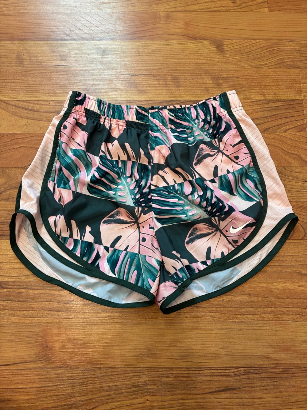 Nike Dri-FIT Running Shorts 2 Pack – Pink Tropical Activewear XS - Picture 5 of 8